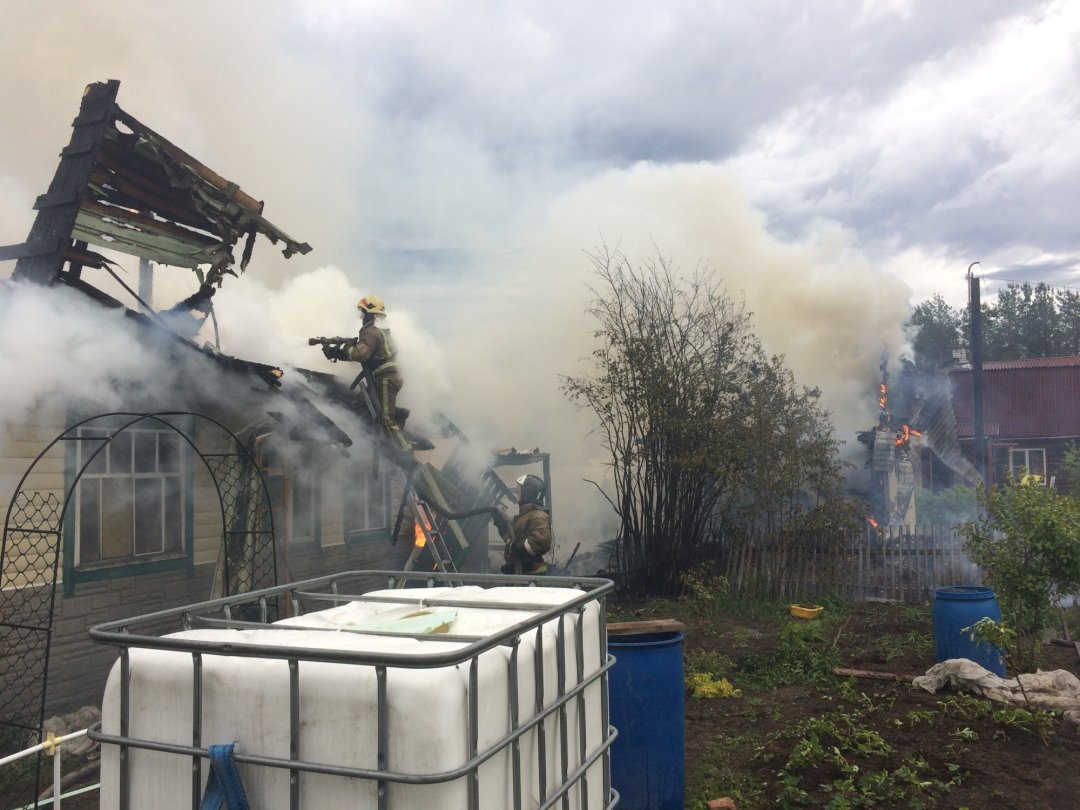 Пожарно-спасательные подразделения привлекались для ликвидации пожара в Лоухском районе.